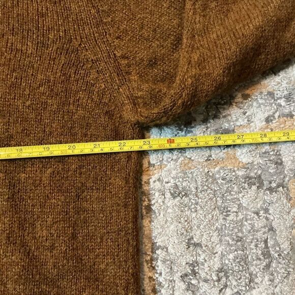 VINTAGE VALENTINO UOMO WOOL SWEATER! EUC! SIZE L - Picture 4 of 8